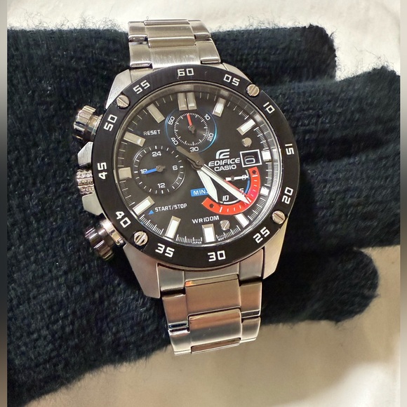 Casio Edifice EFR-558 - Picture 1 of 11